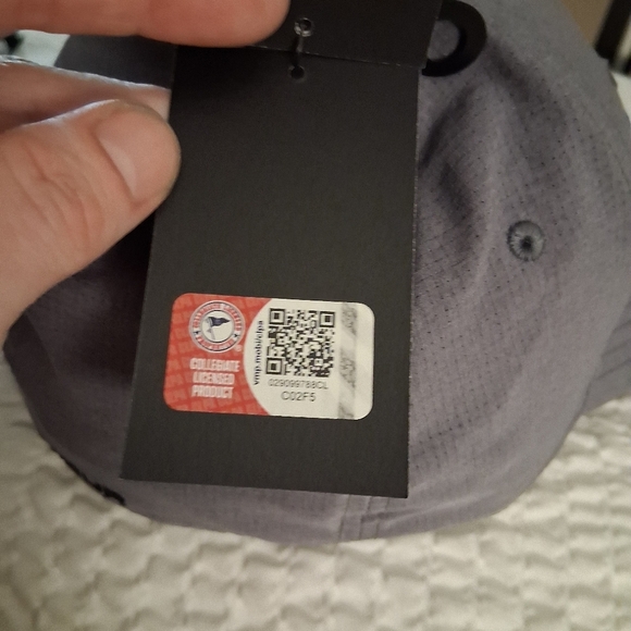 Under Armour Fitted Hat - Picture 5 of 10